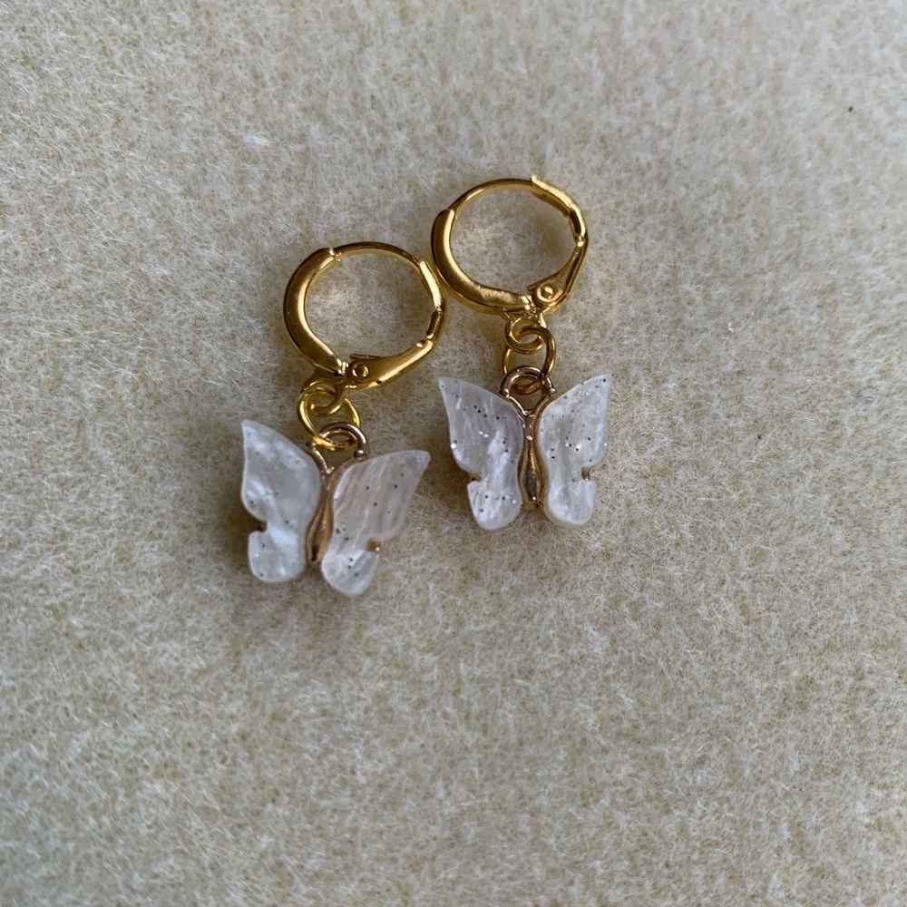 *3 for $20* White and Gold Acrylic Butterfly Huggie Hoop Earrings